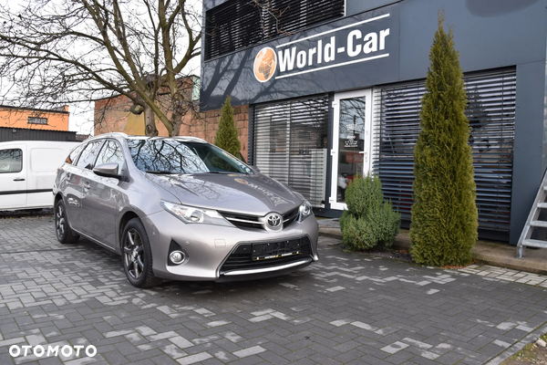 Toyota Auris 1.6 Edition