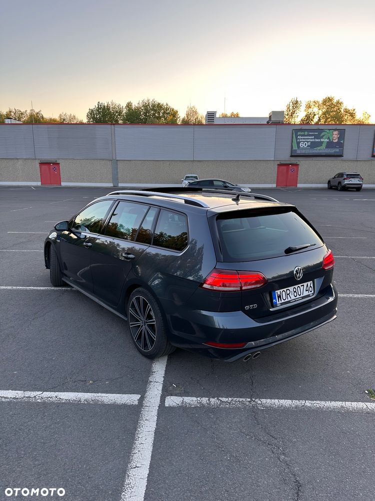 Volkswagen Golf GTD 2.0 TDI SCR DSG - 5