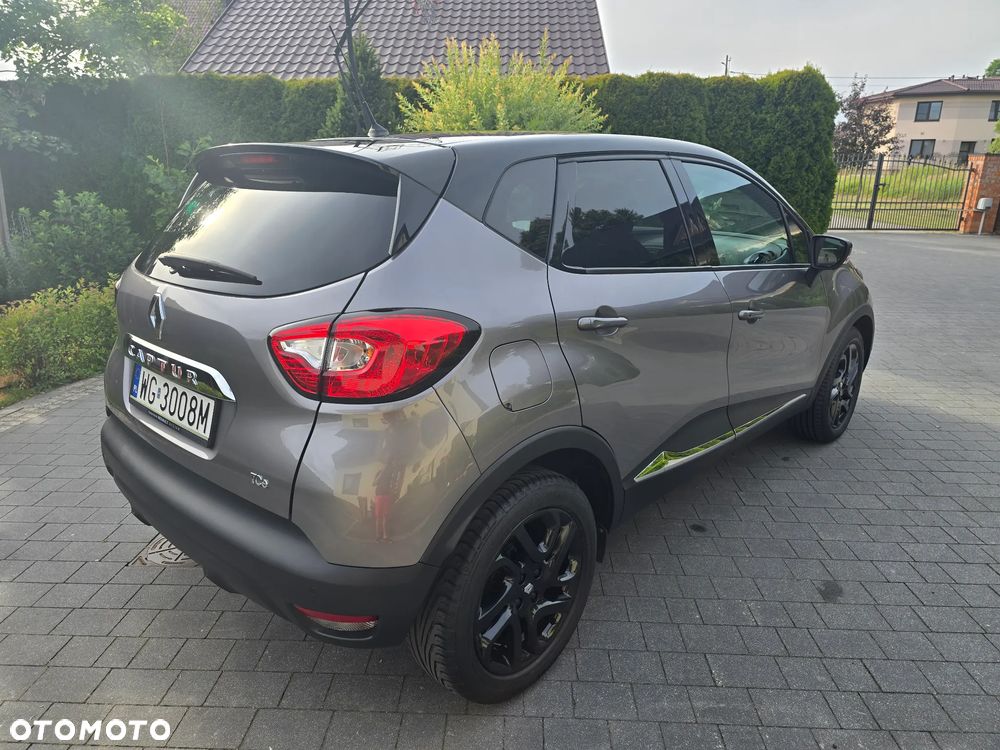Renault Captur ENERGY TCe 120 EDC Luxe - 4