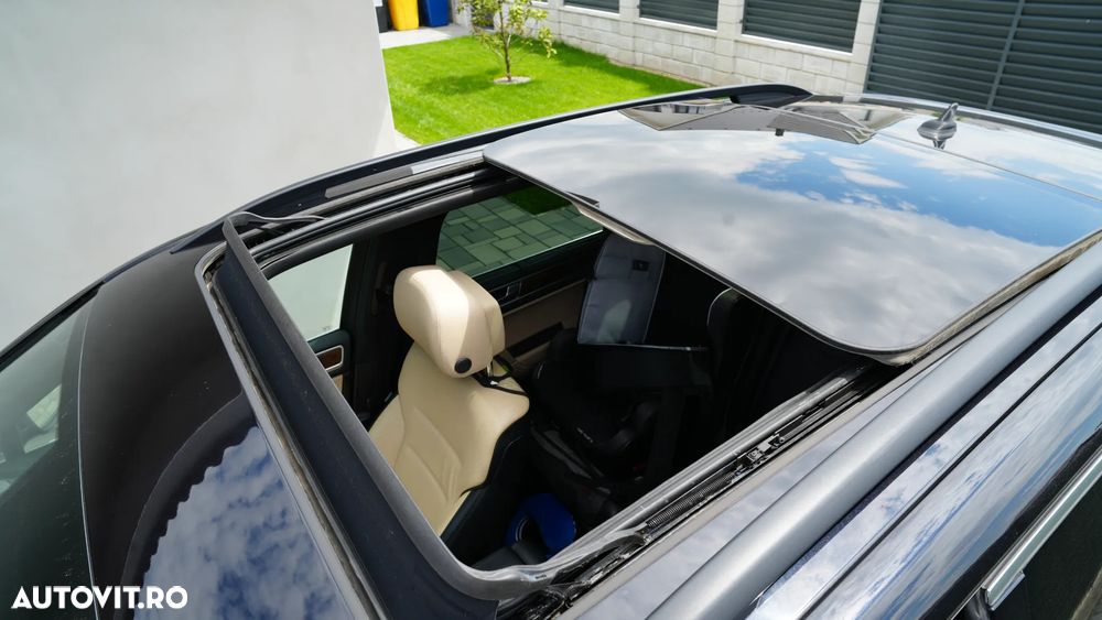 Volkswagen Touareg - 35