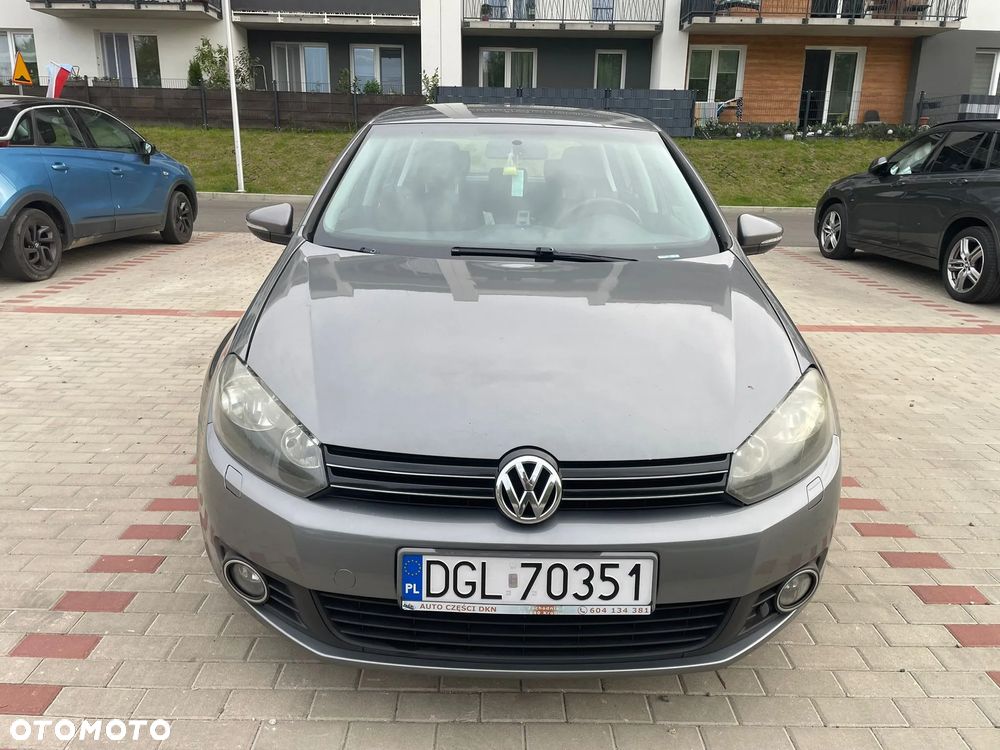 Volkswagen Golf - 2