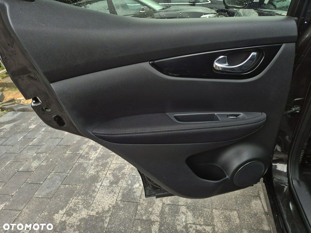 Nissan Qashqai 1.6 DCi N-Connecta EU6 - 20