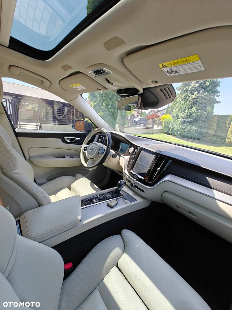 Volvo XC 60 T6 AWD Geartronic Inscription - 22