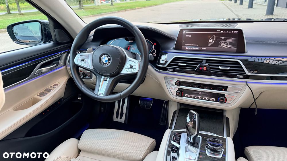 BMW Seria 7 745Le xDrive sport - 18