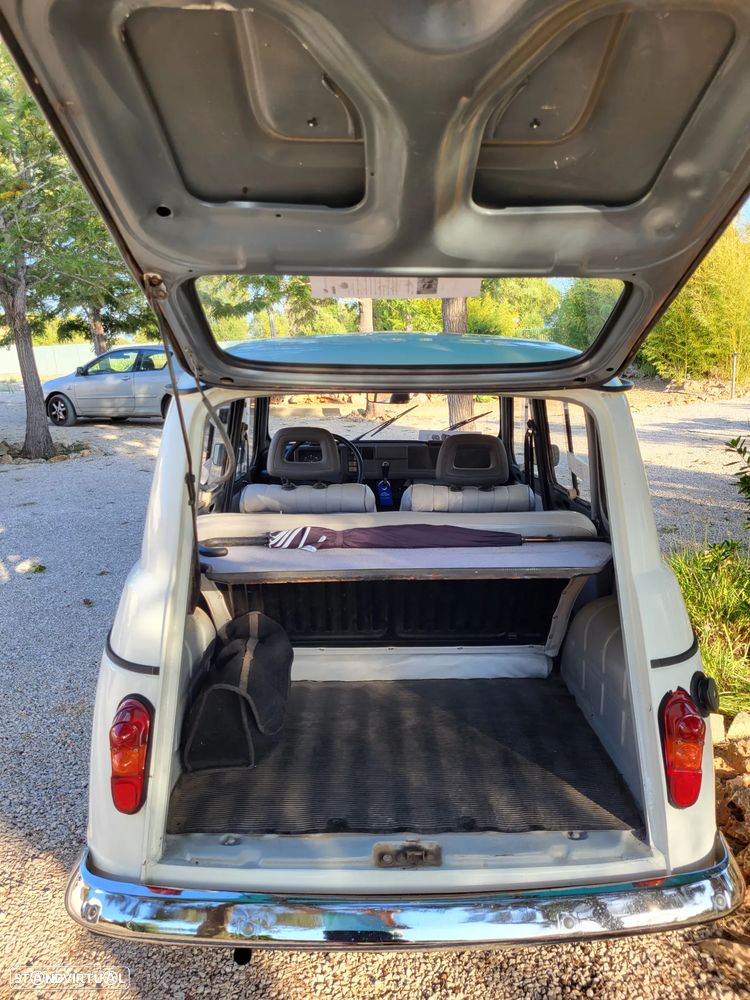 Renault 4 - 13
