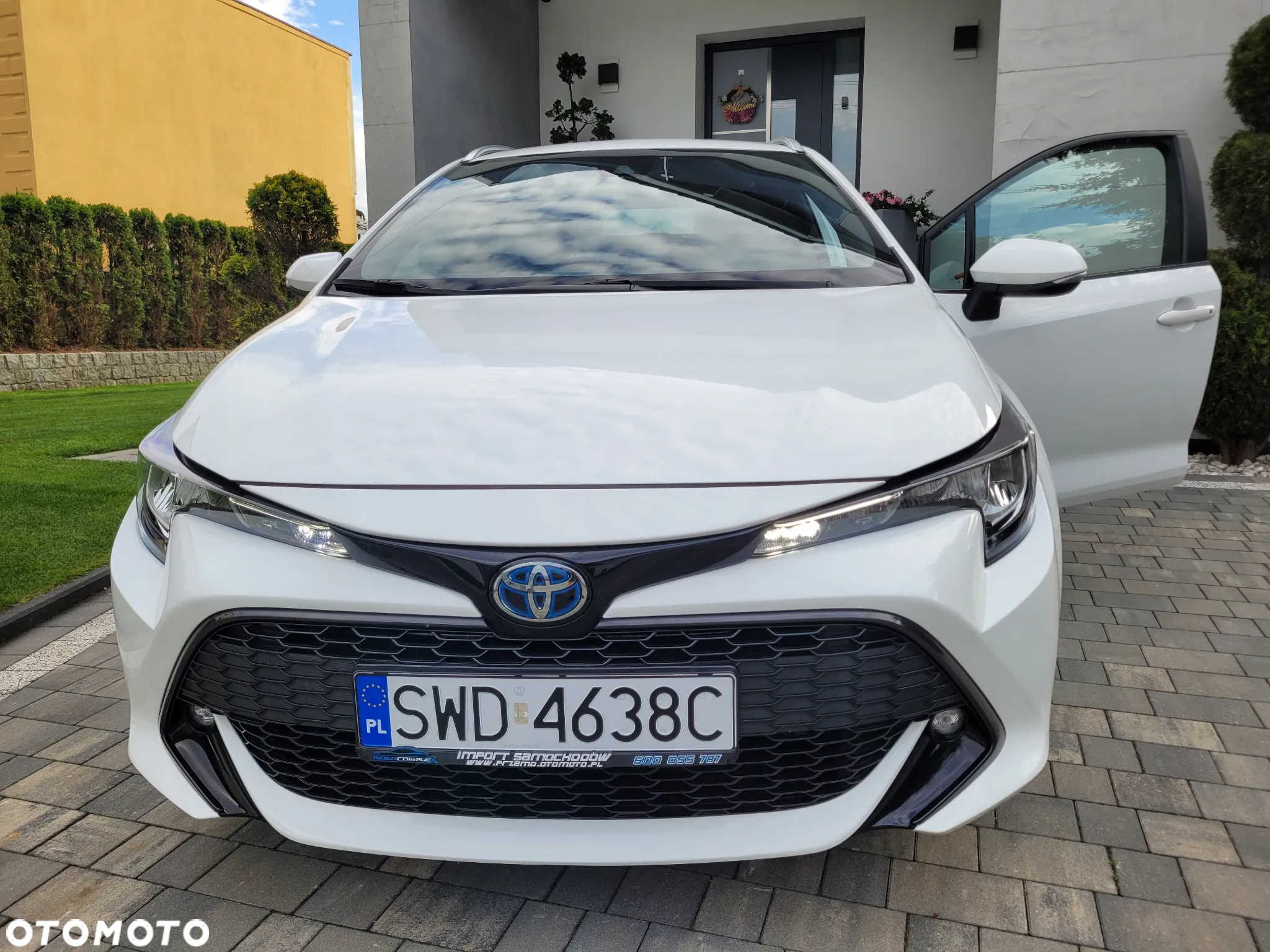 Toyota Corolla 1.8 Hybrid Touring Sports Comfort - 20