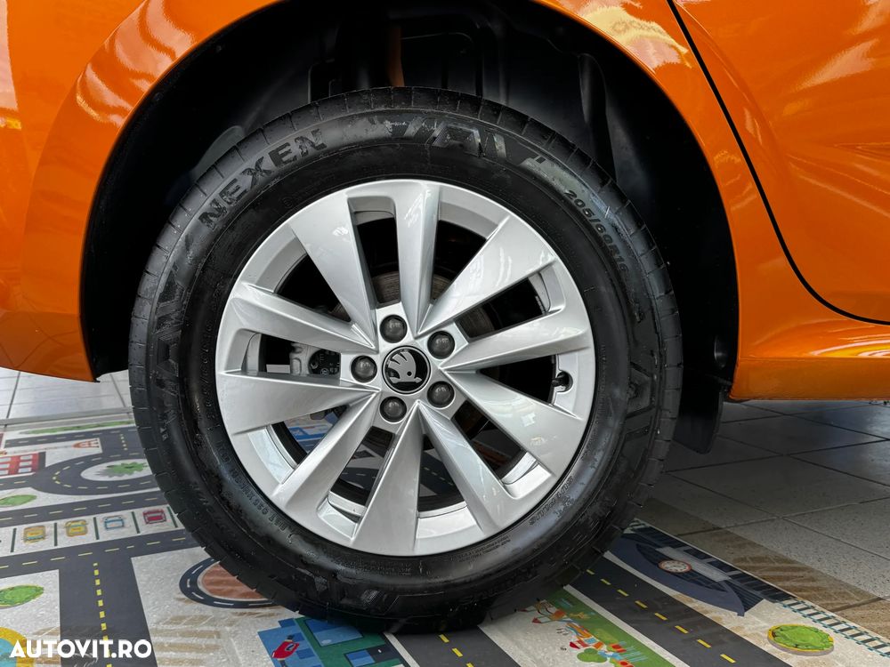 Skoda Kamiq 1.5 TSI DSG Selection - 8