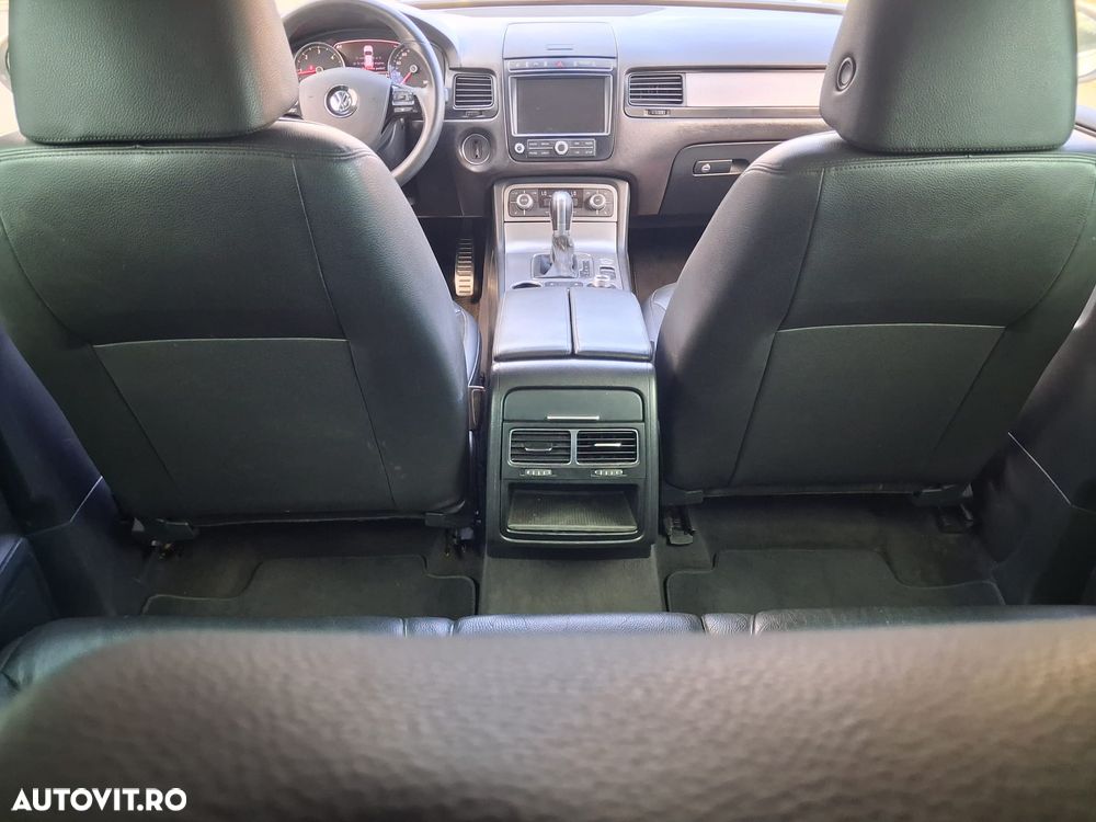 Volkswagen Touareg V6 TDI BMT Supreme Plus - 28