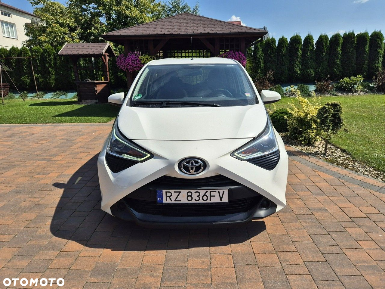 Toyota Aygo x-play - 2