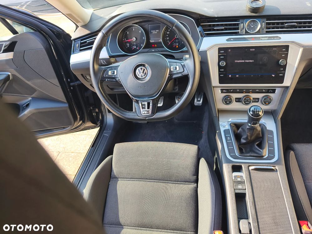 Volkswagen Passat 2.0 TDI (BlueMotion Technology) Highline - 20