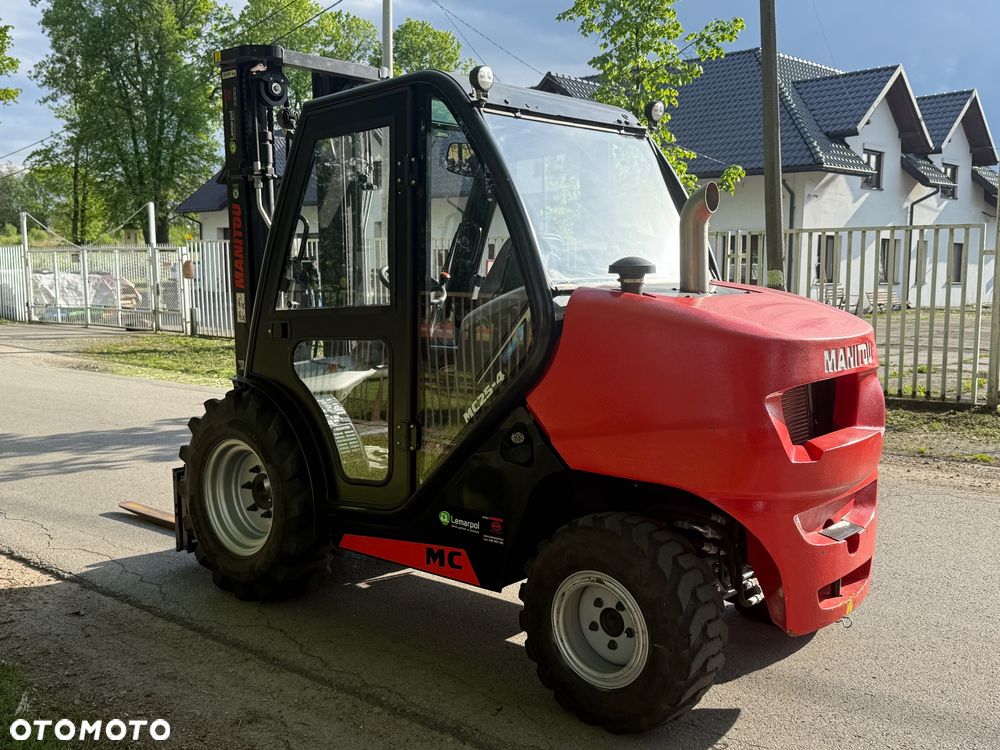 Manitou Terenowy Wózek Widłowy MC25-4 - 5