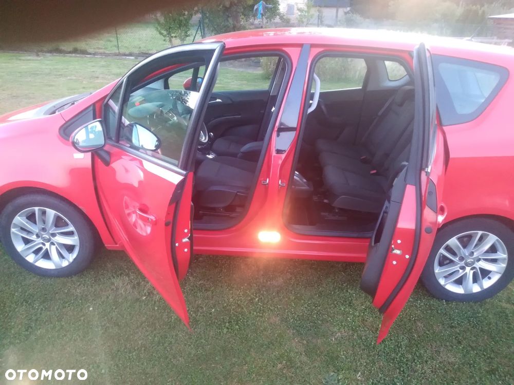 Opel Meriva - 8