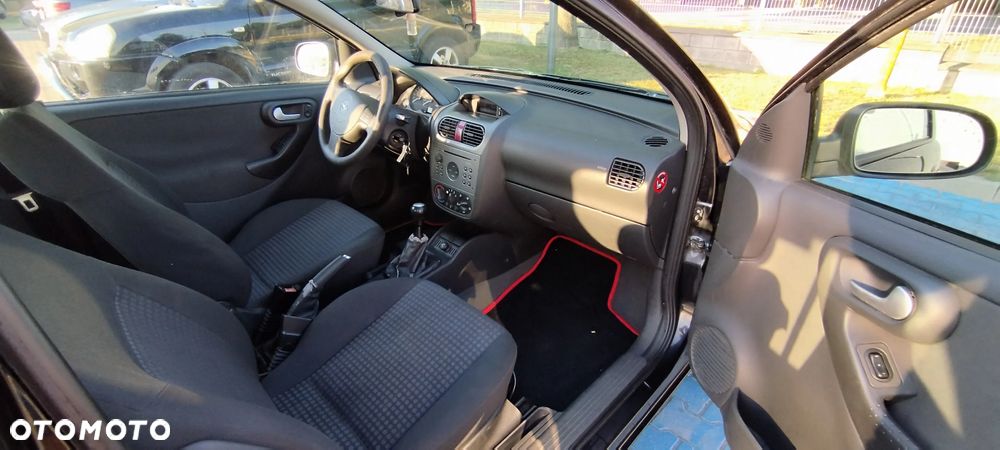 Opel Corsa - 17