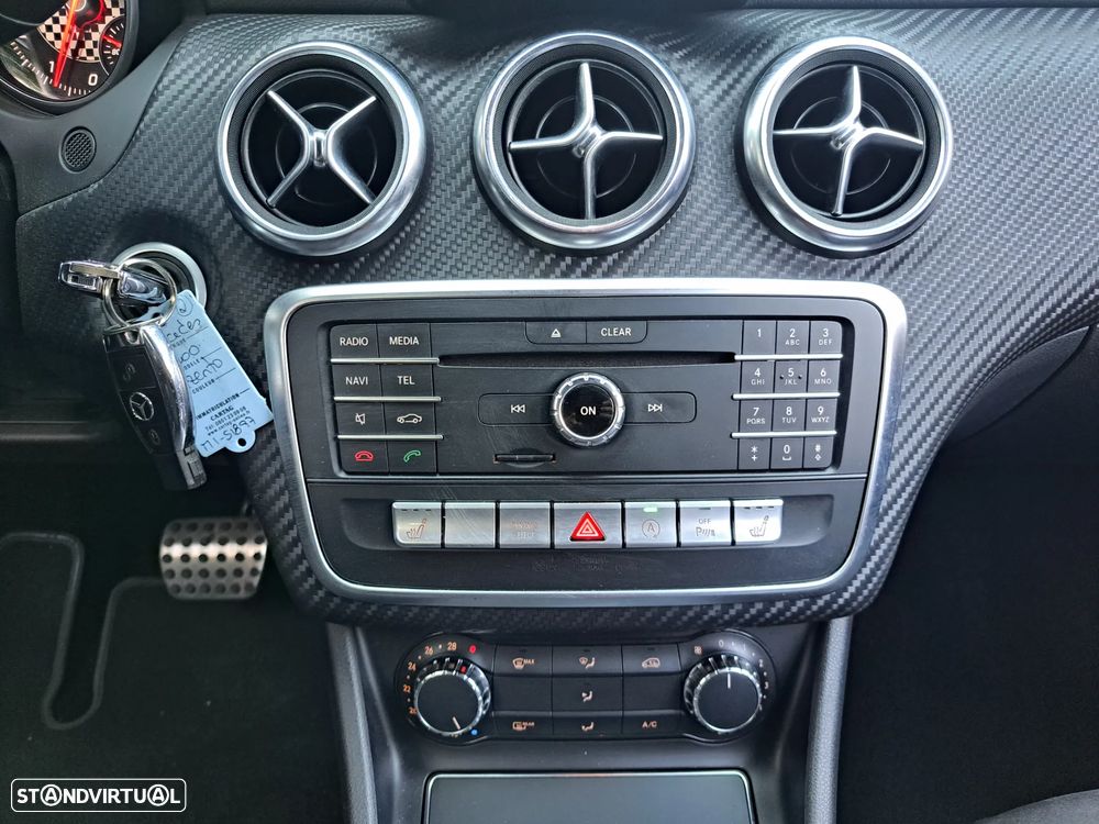Mercedes-Benz A 200 (BlueEFFICIENCY) 7G-DCT AMG Sport - 27