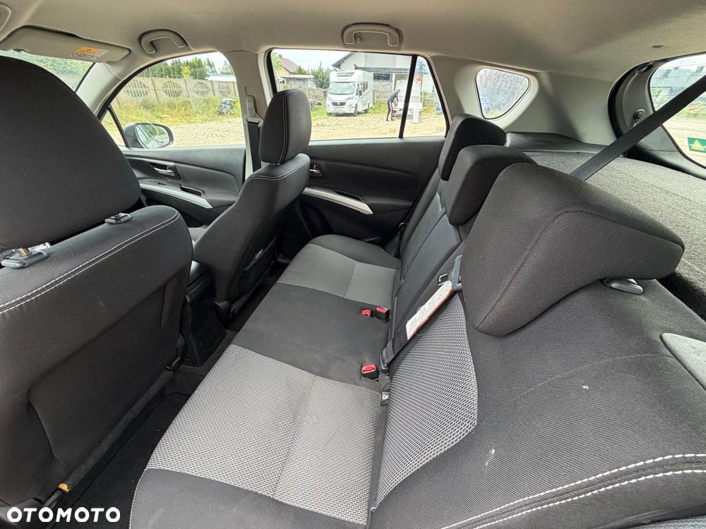Suzuki SX4 S-Cross 1.6 DDiS 4x2 Comfort+ - 19
