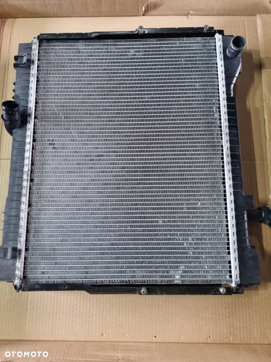 Chłodnica wody 21400-MD41A Maxity Cabstar 07-22r - 1