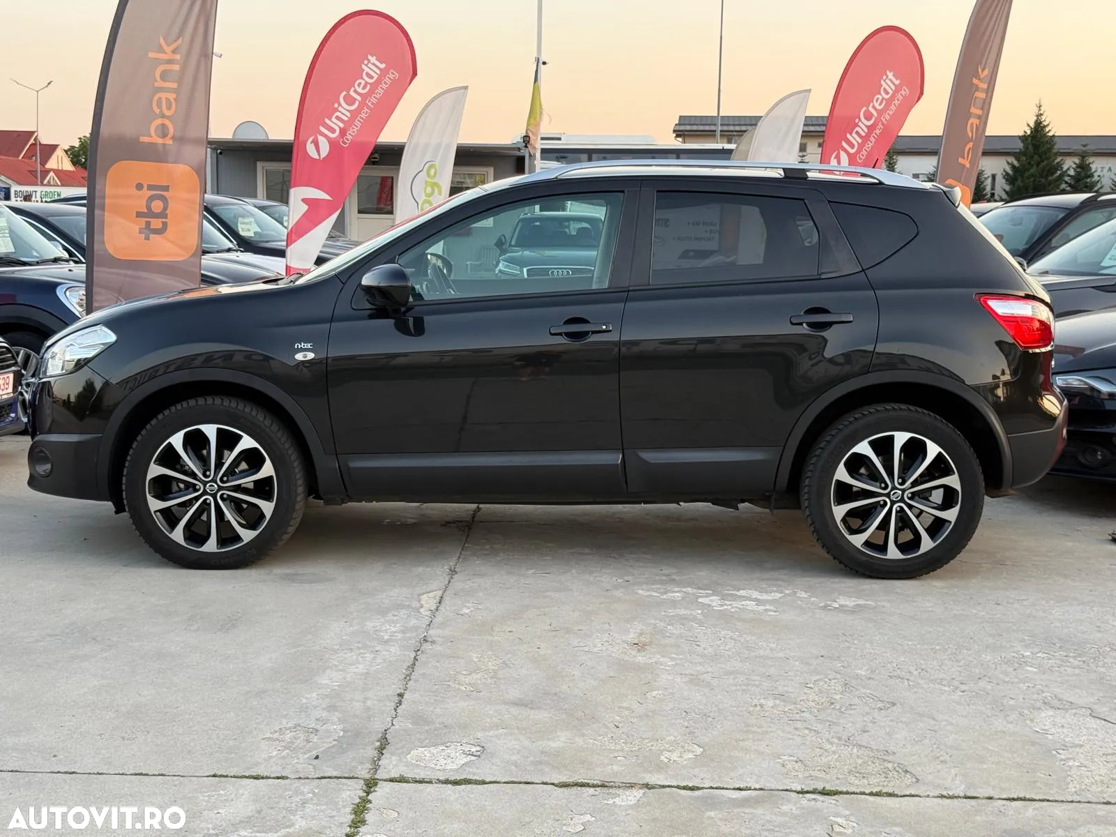 Nissan Qashqai 2.0 dCi DPF 4x4 Aut tekna - 31