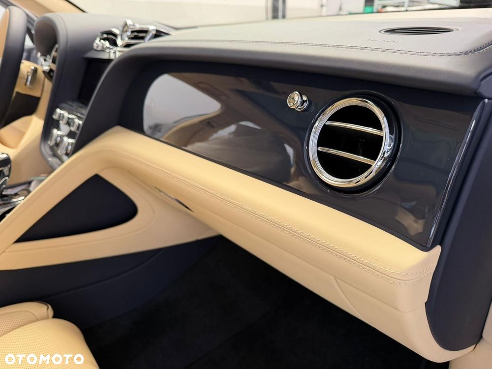 Bentley Bentayga - 12