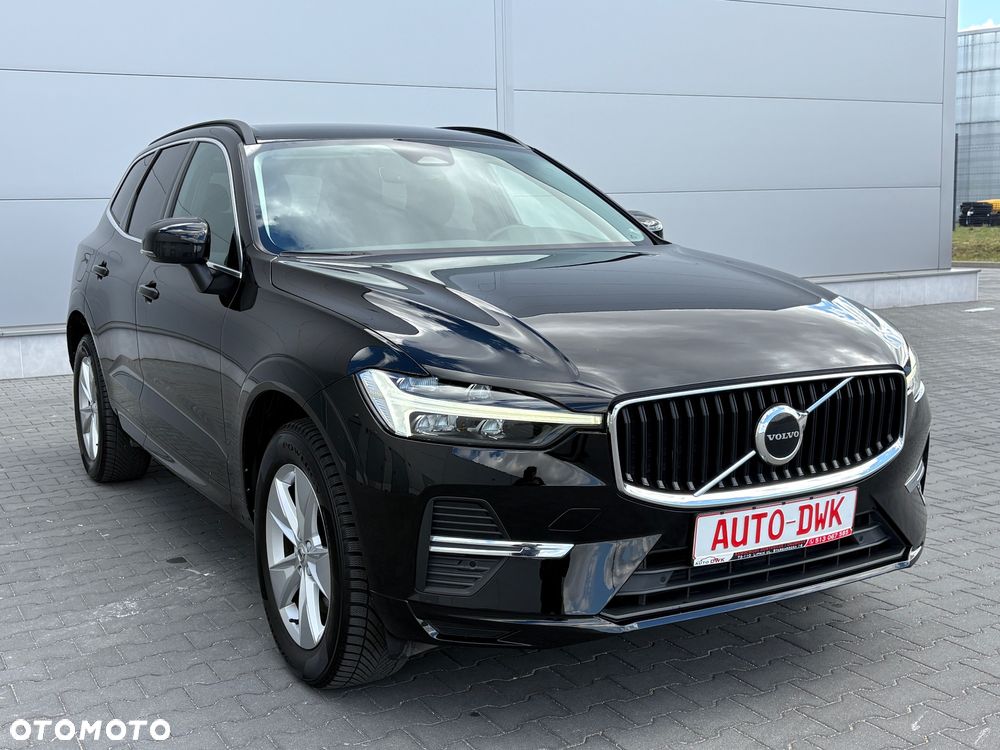 Volvo XC 60 B4 D AWD Geartronic Momentum Pro - 8