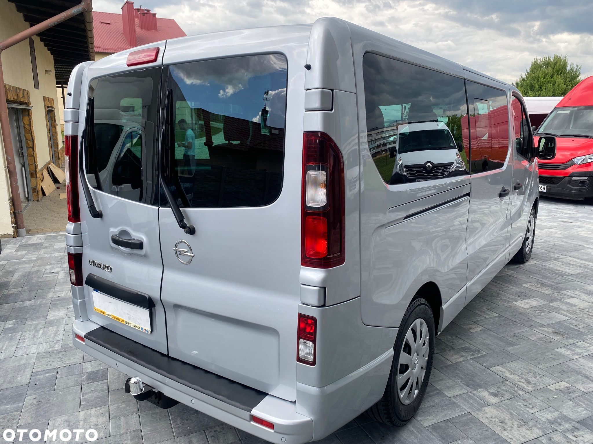 Opel Vivaro L2H1 2,9t Essentia Business - 4