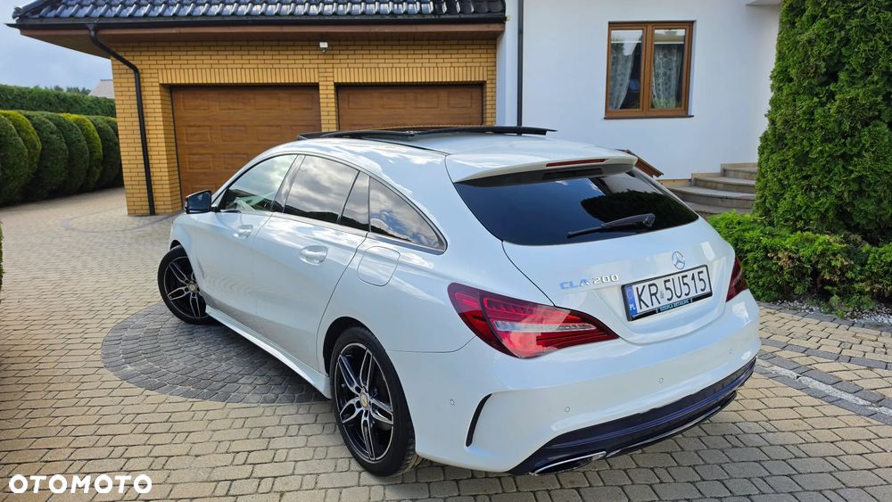 Mercedes-Benz CLA 200 7G-DCT AMG Line - 16