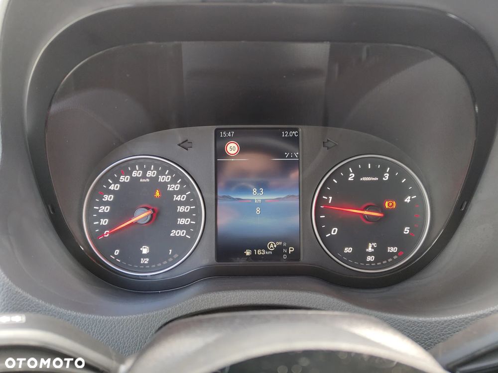 Mercedes-Benz Sprinter - 19