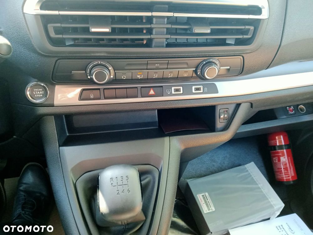 Toyota Proace Verso 2.0 D4-D Long Business - 16