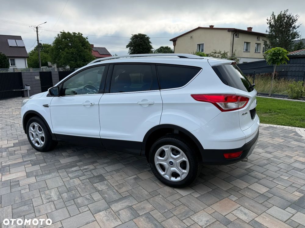 Ford Kuga 1.6 EcoBoost 2x4 Individual - 12