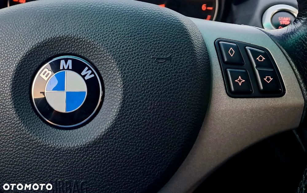 BMW Seria 1 116i - 17