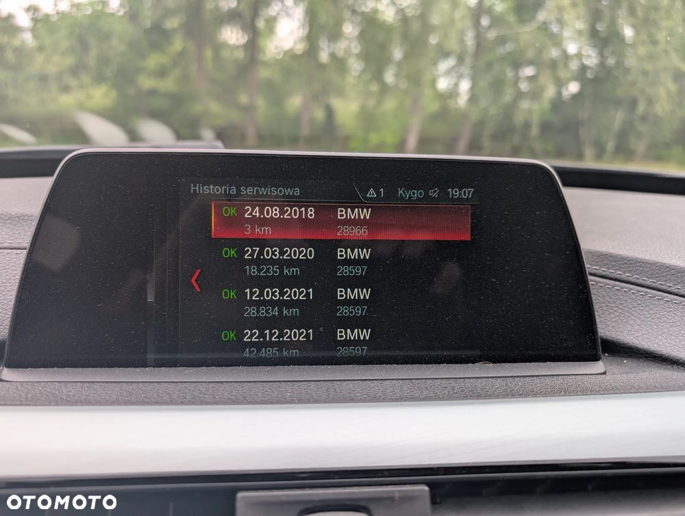 BMW 3GT 320i GPF Sport Line - 23