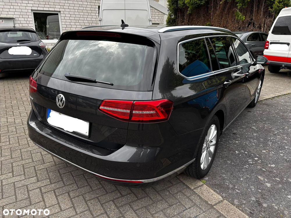 Volkswagen Passat 2.0 TDI (BlueMotion Technology) Highline - 3