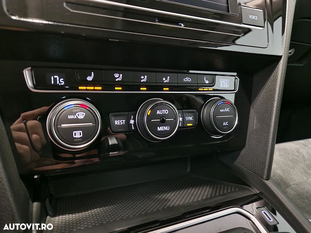 Volkswagen Passat 2.0 TDI DSG Highline - 19