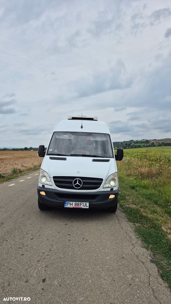 Mercedes-Benz Sprinter - 4