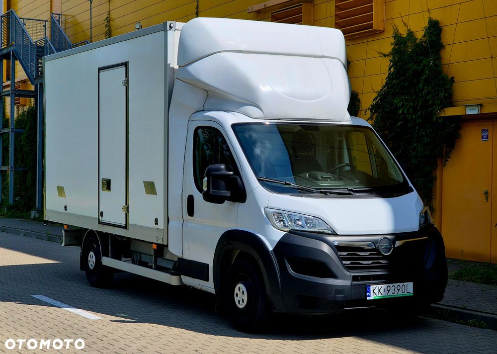 Opel Movano - 1