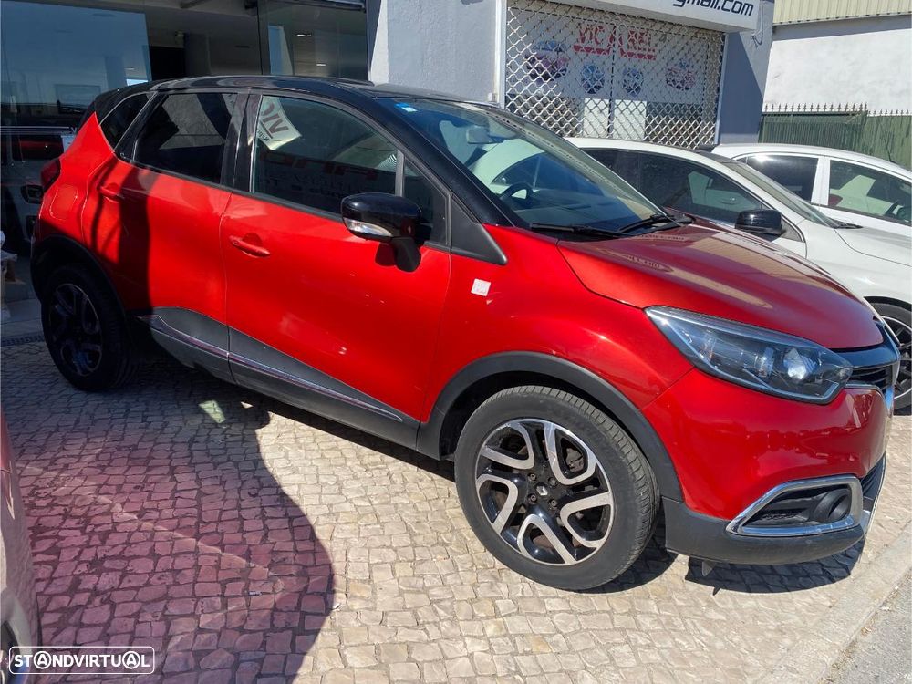 Renault Captur 1.5 dCi Helly Hansen - 3