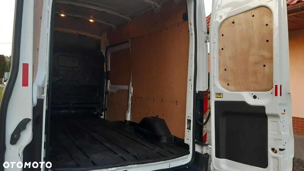 Ford Transit - 33