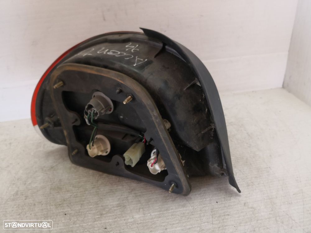 Farolim Stop Dto Hyundai Accent Ii Três Volumes (Lc) - 5
