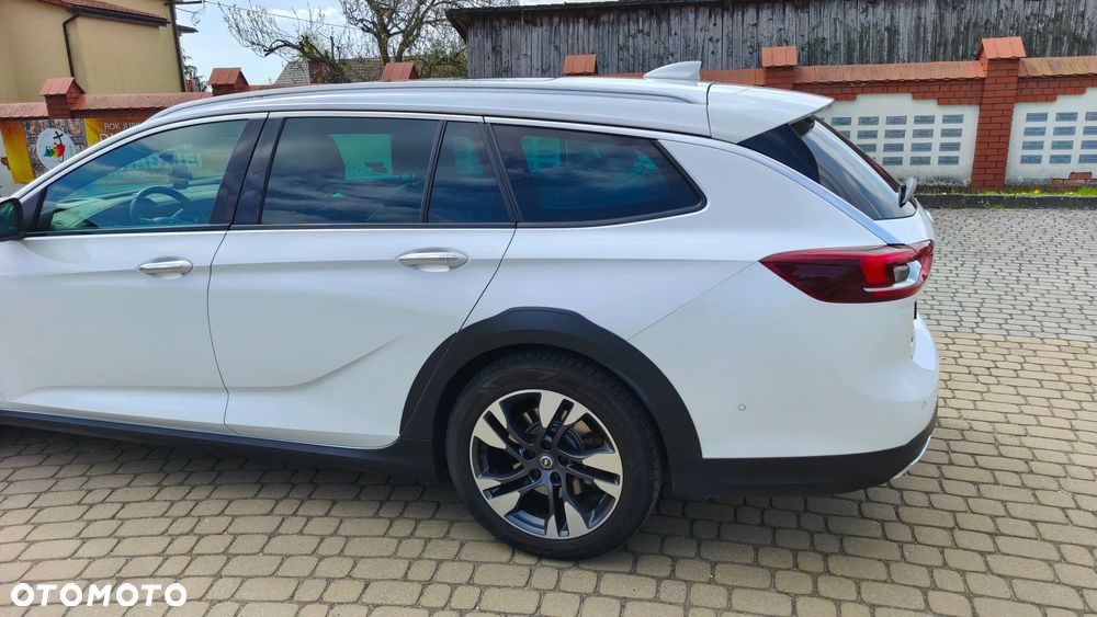 Opel Insignia 2.0 CDTI 4x4 Ultimate S&S - 3