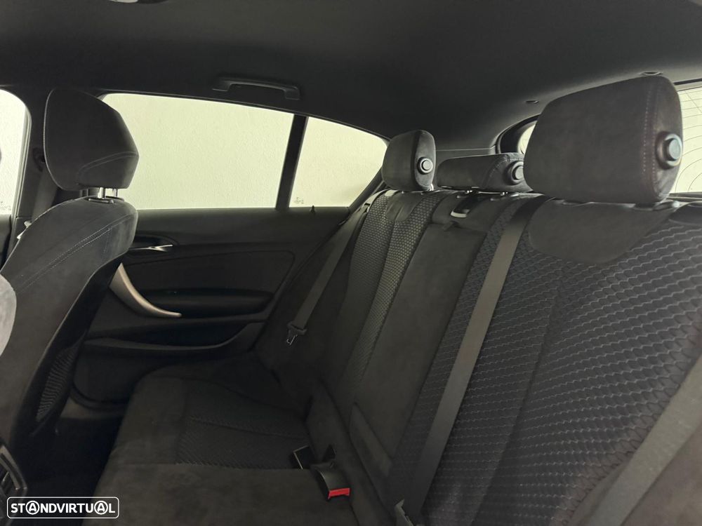 BMW 118 i Pack M - 14