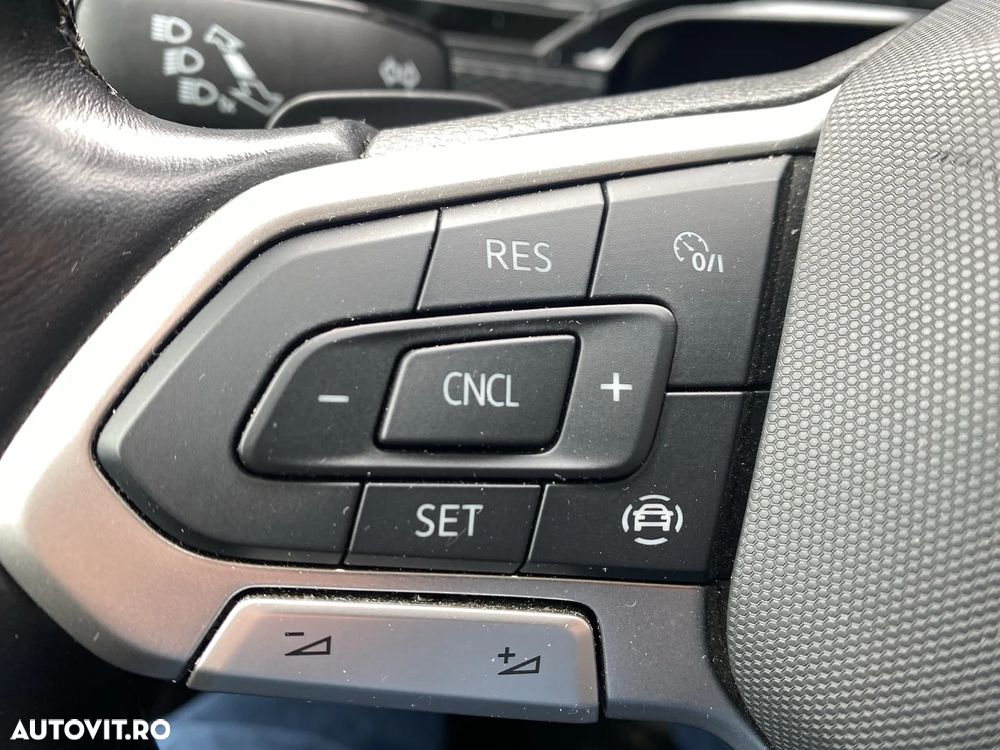 Volkswagen Taigo 1.0 TSI DSG Life - 14