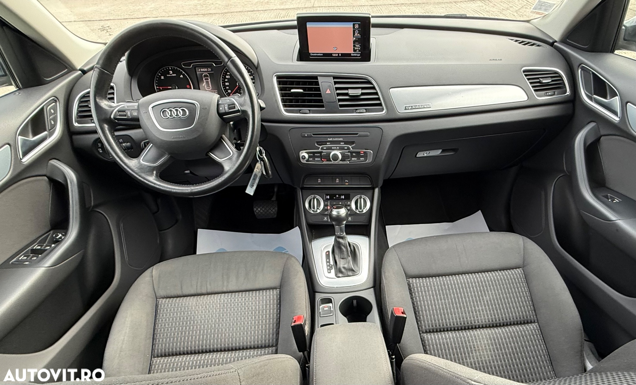 Audi Q3 2.0 TDI Quattro Stronic Design - 6