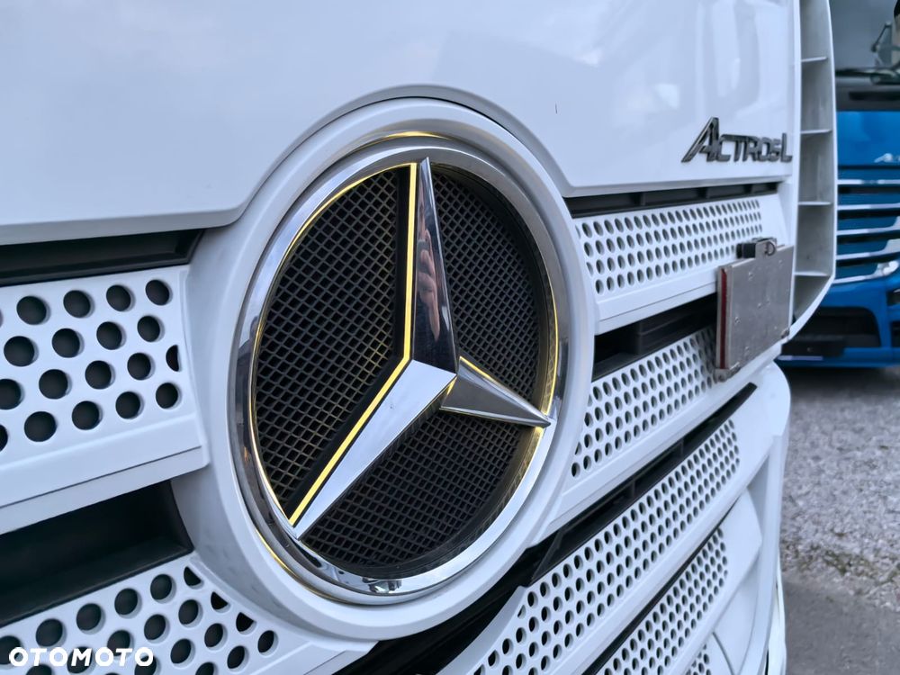 Mercedes-Benz Actros L 1851 LSnRL * Olejowy Retarder * GigaSpace * 2 zbiorniki * LED * - 6