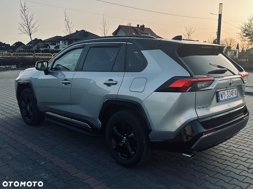 Toyota RAV4 2.5 Hybrid Black Edition by JBL 4x4 - 3