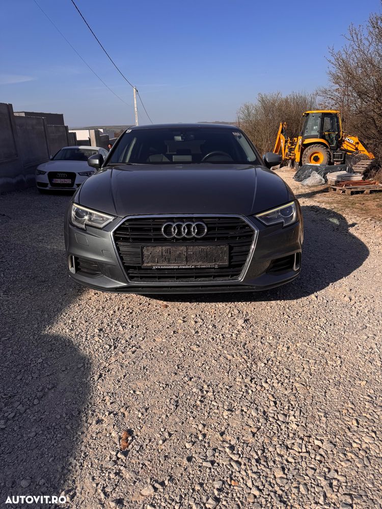 Audi A3 2.0 TDI S tronic Design - 10