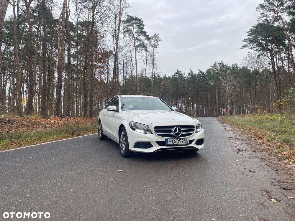 Mercedes-Benz Klasa C 200 4-Matic 7G-TRONIC - 16