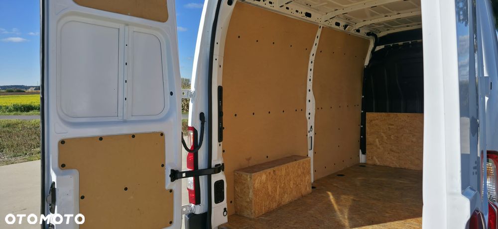 Renault Master - 30