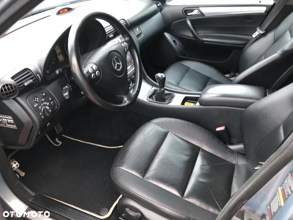 Mercedes-Benz Klasa C 200 Kompressor Avantgarde Sport Edition - 5