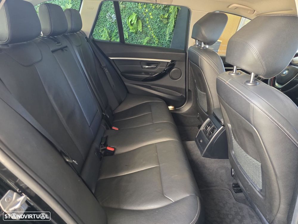 BMW 318 d Touring Line Sport Auto - 17