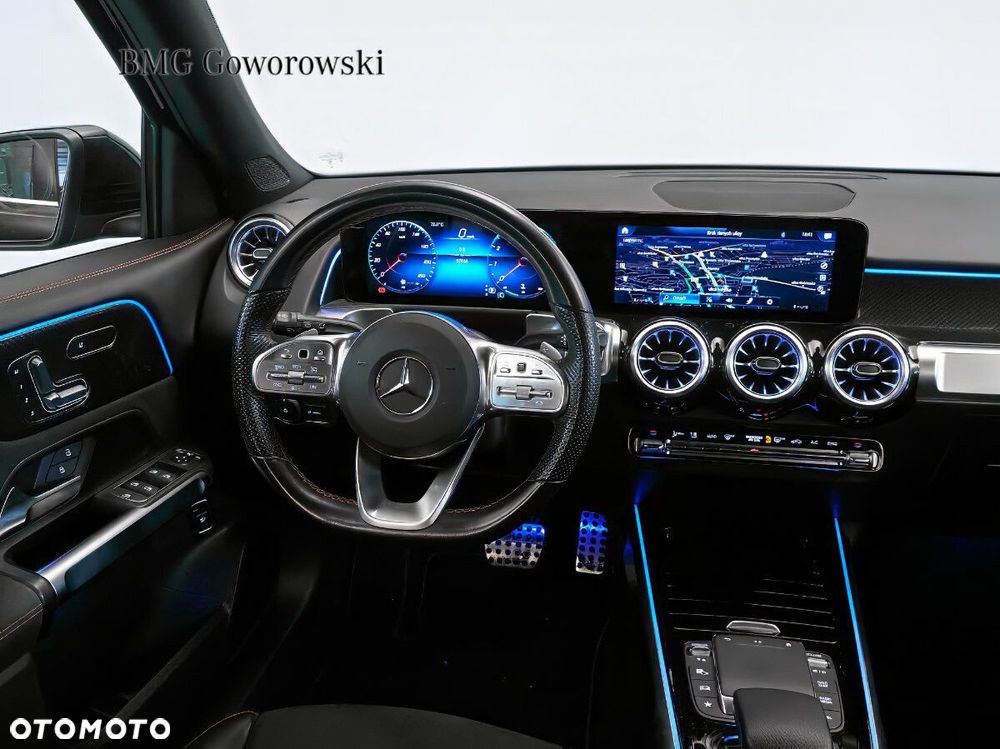Mercedes-Benz GLB 2023
