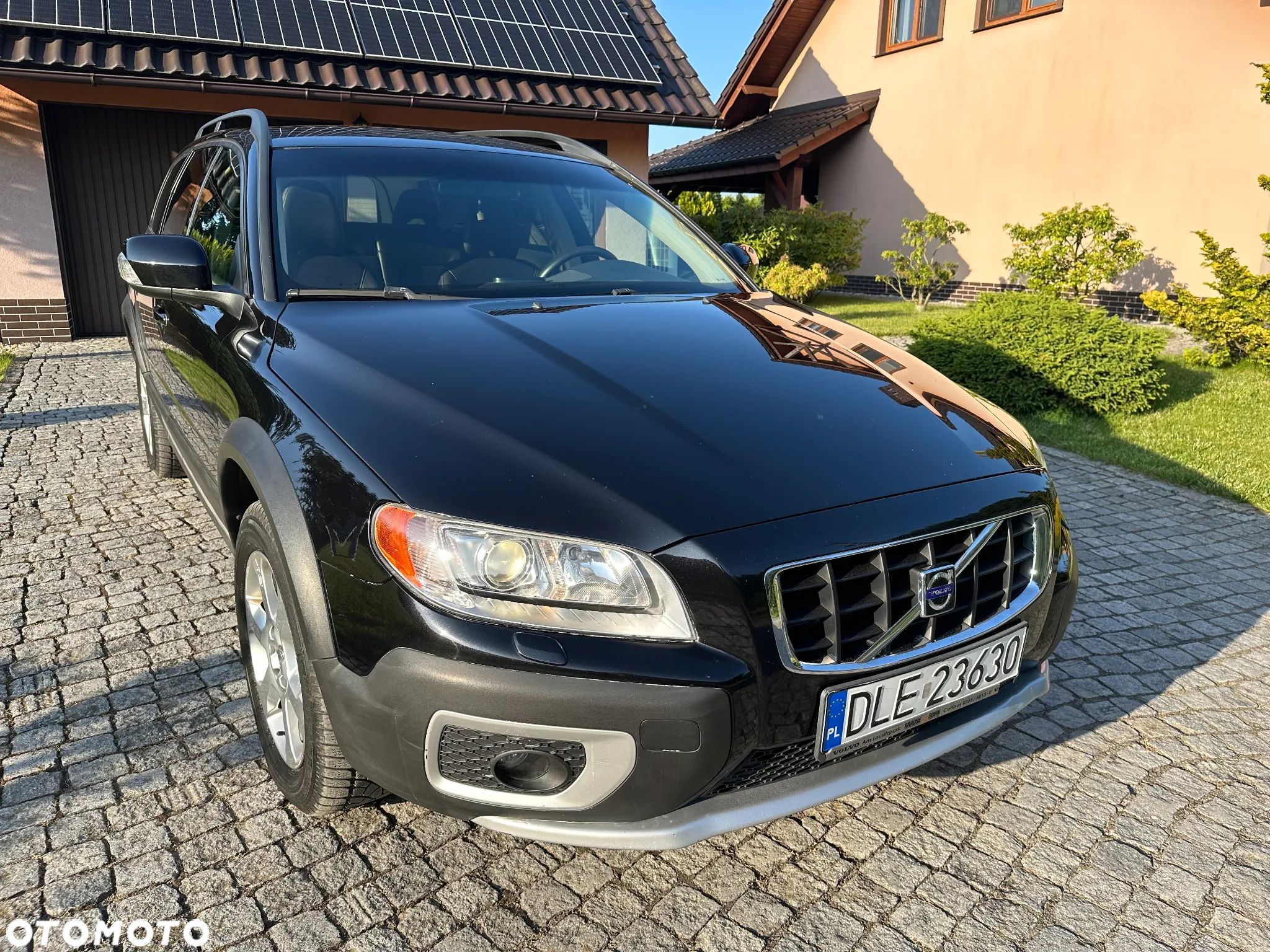 Volvo XC 70 D5 AWD Summum - 1